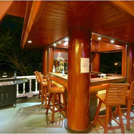 Villa REGTUK Patong Esterno foto