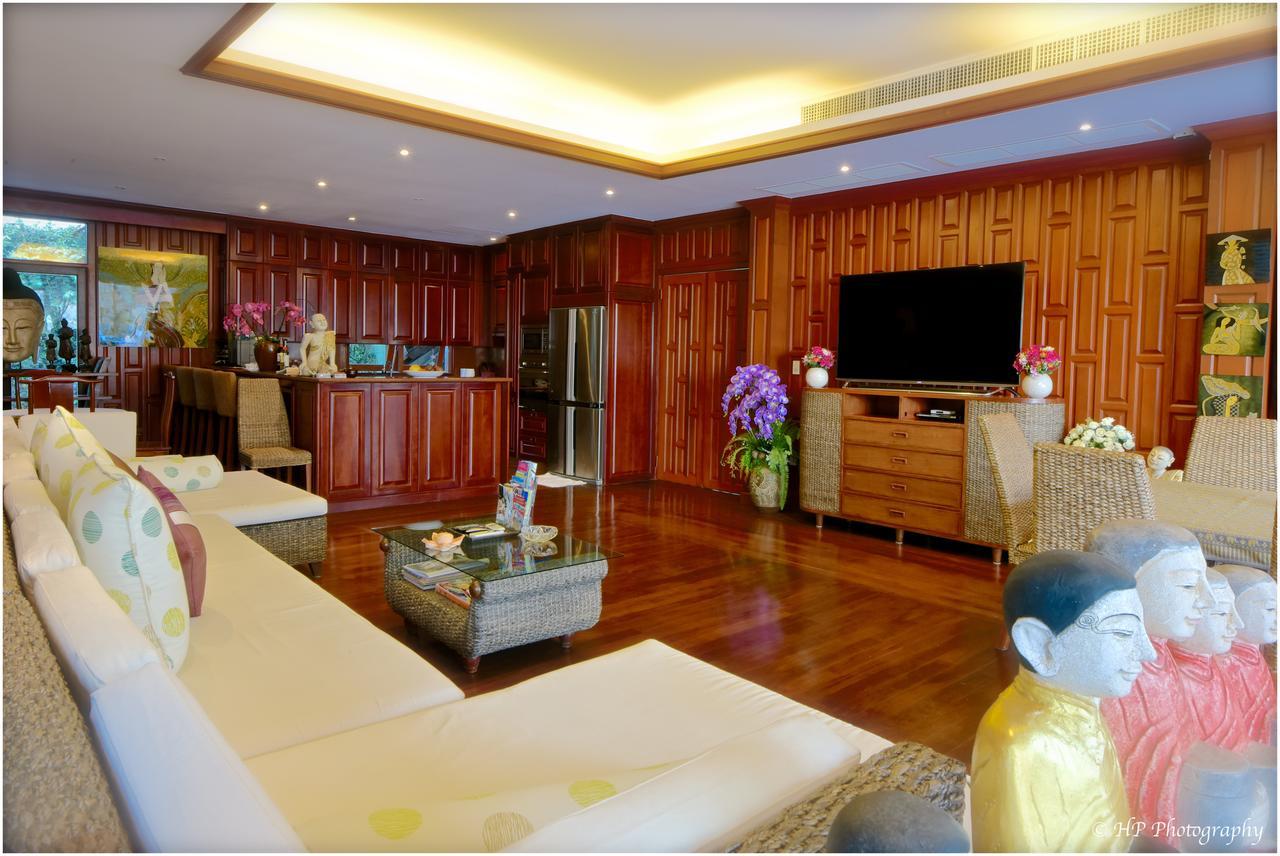 Villa REGTUK Patong Esterno foto